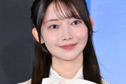 乃木坂46メンバー、美脚映えるユニフォーム×ミニスカ姿に絶賛の声「スタイル良すぎ」「まっすぐで綺麗」
