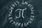 昔のギリシャ人「円周率は3.14…」昔の中国人「円周率は3.1415926…」江戸時代「」