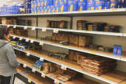 イタリア「パスタ茹でるな」スーパーから食料品が消える