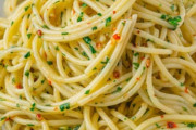 家ペペロンチーノとかいうなーんも美味くないただの「油絡め麺」、ガチでゴミｗｗｗｗｗｗ