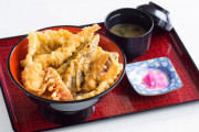 【画像】天丼を頼んだのに、ショーケースの見本と全然違ったんだが…