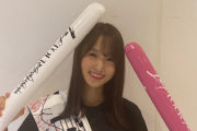 【櫻坂46】ゆっかー、あのアーティストのツアーTシャツを着ている件！