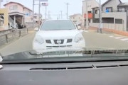 【動画】八王子で逆走＆信号無視エクストレイルに真正面から突っ込まれたドラレコ。