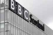 英 公共放送ＢＢＣ、日本に先駆け受信料制度廃止へ。受信料今後２年間凍結という情報もｗ