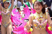 女子大生サンバダンサー、群衆の前で全盛期の肉体を惜しげもなく晒してしまう