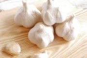 【本当？】ニンニクを頭皮に塗れば髪が生えると発表される