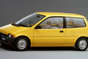 ホンダのトゥデイとかいうクソ古い軽自動車wwwwwwwwwwwwwww