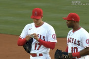 大谷翔平、5回途中2失点で降板　勝利投手逃すもそのままライトの守備に