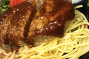 トンカツとかハンバーグと一緒に出てくる謎のパスタ要る奴いんの？?