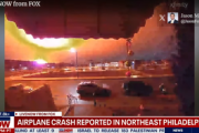 アメリカ･フィラデルフィアで小型飛行機が墜落