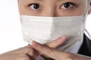 【新型コロナウイルス】マスクの着用に悩み　企業で差