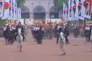 【動画】日本報道・メディア、地上波はこれをライブ中継しない模様「英国王室の本気度たるや。英国王室と天皇家の絆」