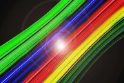 １秒で高画質映画1000本をダウンロード可能、毎秒44.2テラビットの光学チップを開発