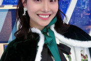 髪飾りも可愛い柴田阿弥『🎄結構遅れてメリークリスマス🎅』