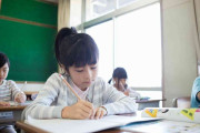 「毎晩、包丁を突き付けて宿題をやらせている」小学4年生の娘との関係に悩む母親は、なぜ虐待をし始めたのか