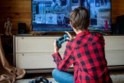 【悲報】プレイ時間の60％以上は「6年以上前」のゲームで占められている