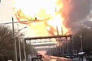 【動画】中国、今度は石油化学プラントが大爆発！巨大な火球きのこ雲がドーン！