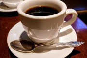 「喫茶店」の倒産急増　お前らがコーヒー一杯で居座るから･･･