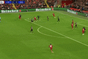 【GIF】 南野のリバプール相手のこのドリブル突破、凄すぎんか？