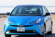40万のプリウス買って1年経った結果wwｗｗｗｗｗ