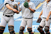 巨人・相川コーチ、捕手3人制のメリットを語る　「まず疲れないよね」