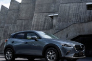 「マツダCX-3」にお手ごろ価格の1.5リッターガソリンエンジン搭載車が登場