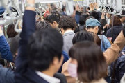 【謎】東京の鉄道が先進国の中で異常に混んでしまう理由wwwww