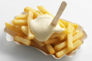 海外「あの国の人達はフライドポテトにマヨネーズつけるらしい」