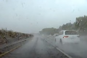 【新竹】雨道で190km/h出していた暴走車が他車を巻き込んで事故るドラレコ。