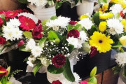 花屋さんで10年勤めてるものだけど、なんでみんな花買わないの？