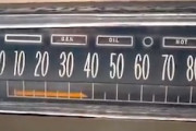 【技術】速度の上昇で色が変化する1962年製のスピードメーター。