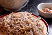 うどん、蕎麦、天ぷら、寿司が庶民の食べ物って、江戸時代って何が不満だったの(´・ω・`)