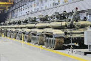 T-90主力戦車が月産100両ってのが絶望的な感じするな…相当数の予備師団が錬成されつつある？！