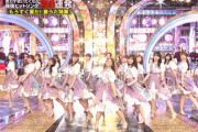 【乃木坂46】井上和×裸足でSummer 自身ありげな表情できててヨイ.gif【テレ東音楽祭】