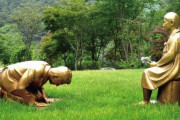 韓国人、「慰安婦に土下座して謝罪する安倍前首相の像」の東京展示を検討ｗｗｗｗｗｗｗｗ