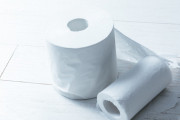 夫がトイレットペーパー使い切っても補充しない。何回言っても芯だけのペーパーが放置されている…