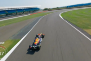 【衝撃】F1マシンがサーキットを走っているところを“世界最速ドローン”によって空撮した映像が凄すぎると話題に…ドローンってこんな速度出るのか!!