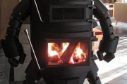 【画像】鉄工所が作った「ロボット型薪ストーブ」がロマンしかないｗｗｗｗ