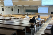 【画像】EURO後の大学の授業風景があるある過ぎるｗｗｗ
