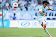 日本のサッカー史上最高のMFは中村俊輔でしよ？
