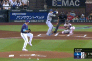 大谷翔平、第一打席で初球を8試合連続安打となるライト前ヒット！！！！！！！！