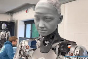 「不気味の谷を超えた」史上最もリアルな人型ロボットに外国人大興奮(海外の反応)