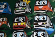 【画像】ヨドバシカメラには電車のキャラクターがいる