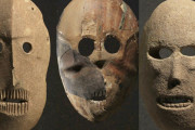 9000年前に作られた「石仮面」、旧石器時代から見つめるその不気味な眼差し
