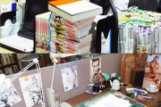 【悲報】人気漫画家尾田栄一郎の机くっそ汚いｗｗｗｗｗｗ