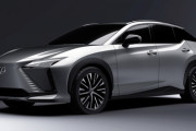 識者「レクサスはトヨタのガワ変えただけのぼったくり！」←これwwwwwwwwww