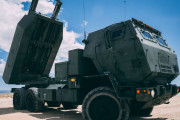 米国、ウクライナにHIMARS、M777、エクスカリバー砲弾を追加提供