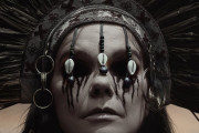 魔女役ビョークの出演シーン公開　ロバート・エガース監督『The Northman』
