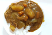 【徹底討論】カレーにじゃがいもいるか？?