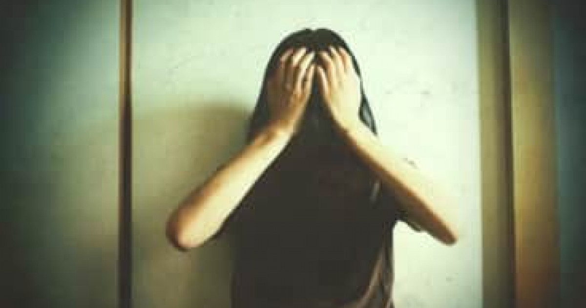 【深刻】“イクイク病”に悩む女性『通勤や仕事中に何度も絶頂』『替えの肌着が1日何枚も必要』